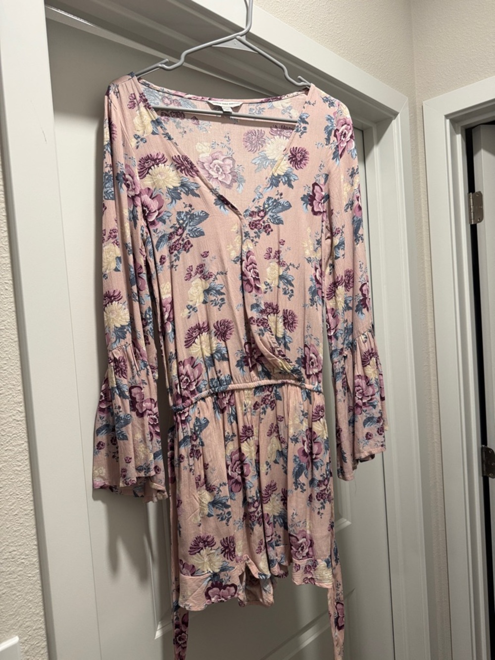 American Eagle Outfitters Pink Floral Romper with Blue and Purple Accents